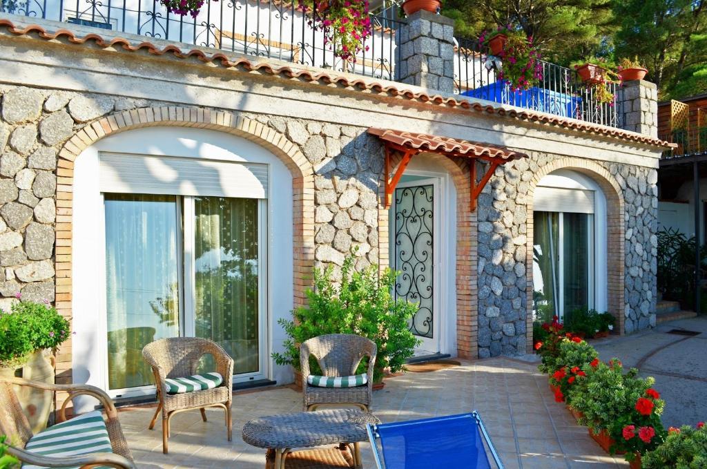 Le Ginestre Di Capri Bb & Holiday House Anacapri  Habitación foto